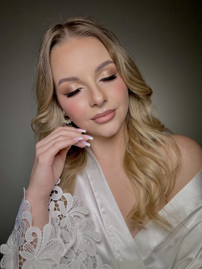 Modelka pozuje w make up
