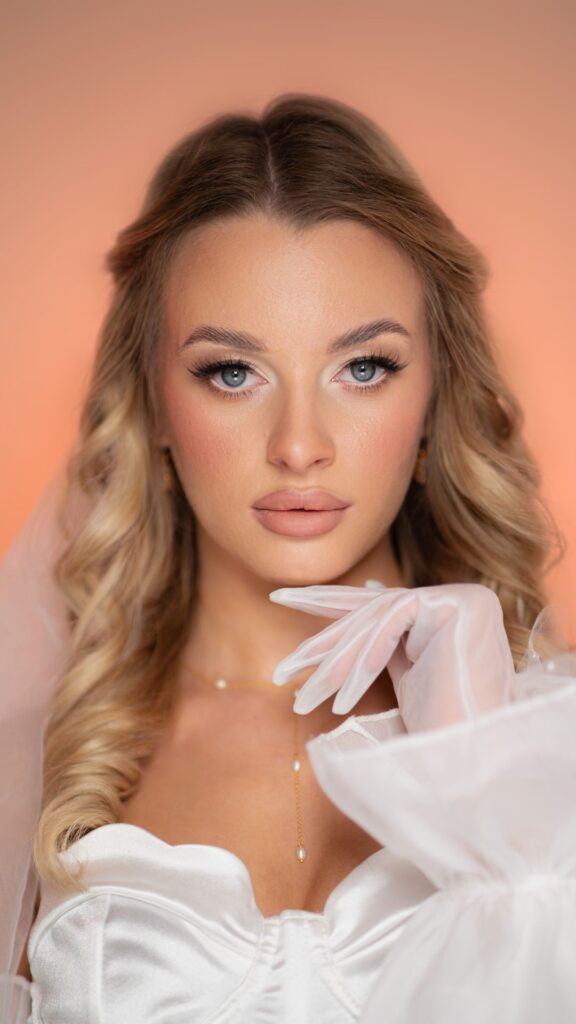 Modelka pozuje w make up