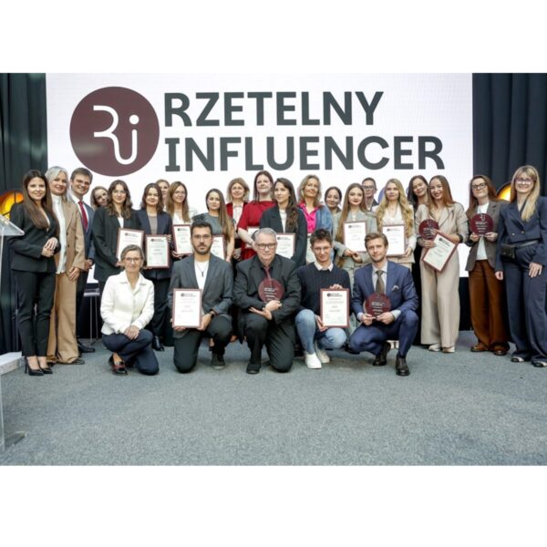 Na zdjęciu celebryci na gali Rzetelny Influencer 2024