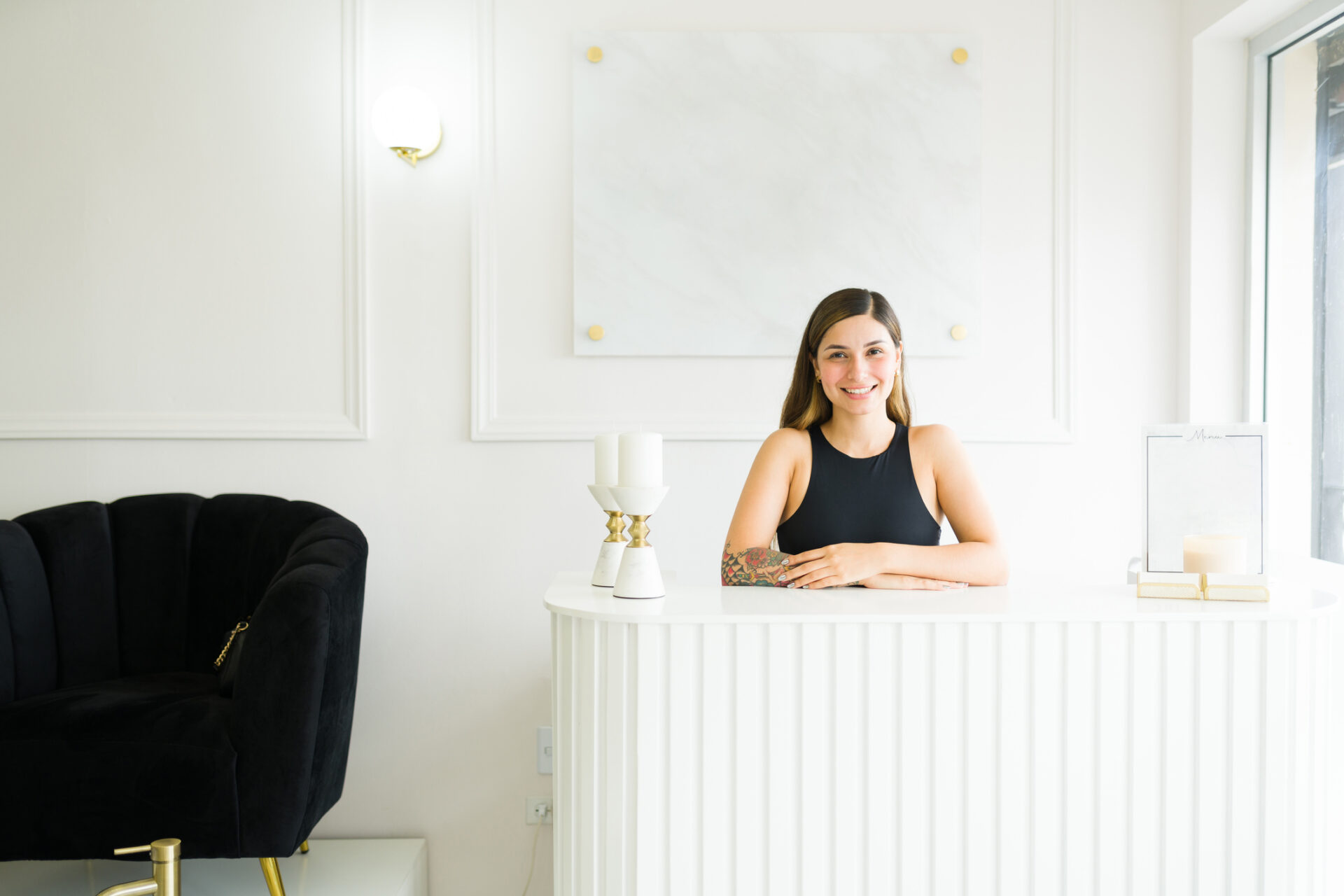 Na zdjęciu kobieta sekretarka