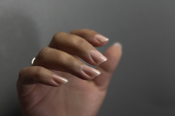 Manicure naturany paznokci