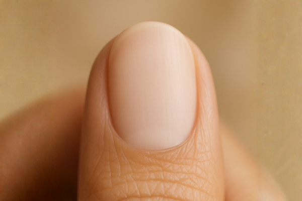 Na zdjęciu paznokieć u dłoni