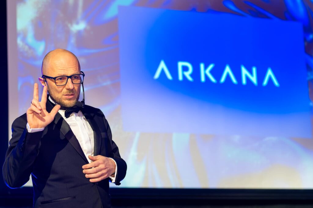 Prezes firmy arkana cosmetics