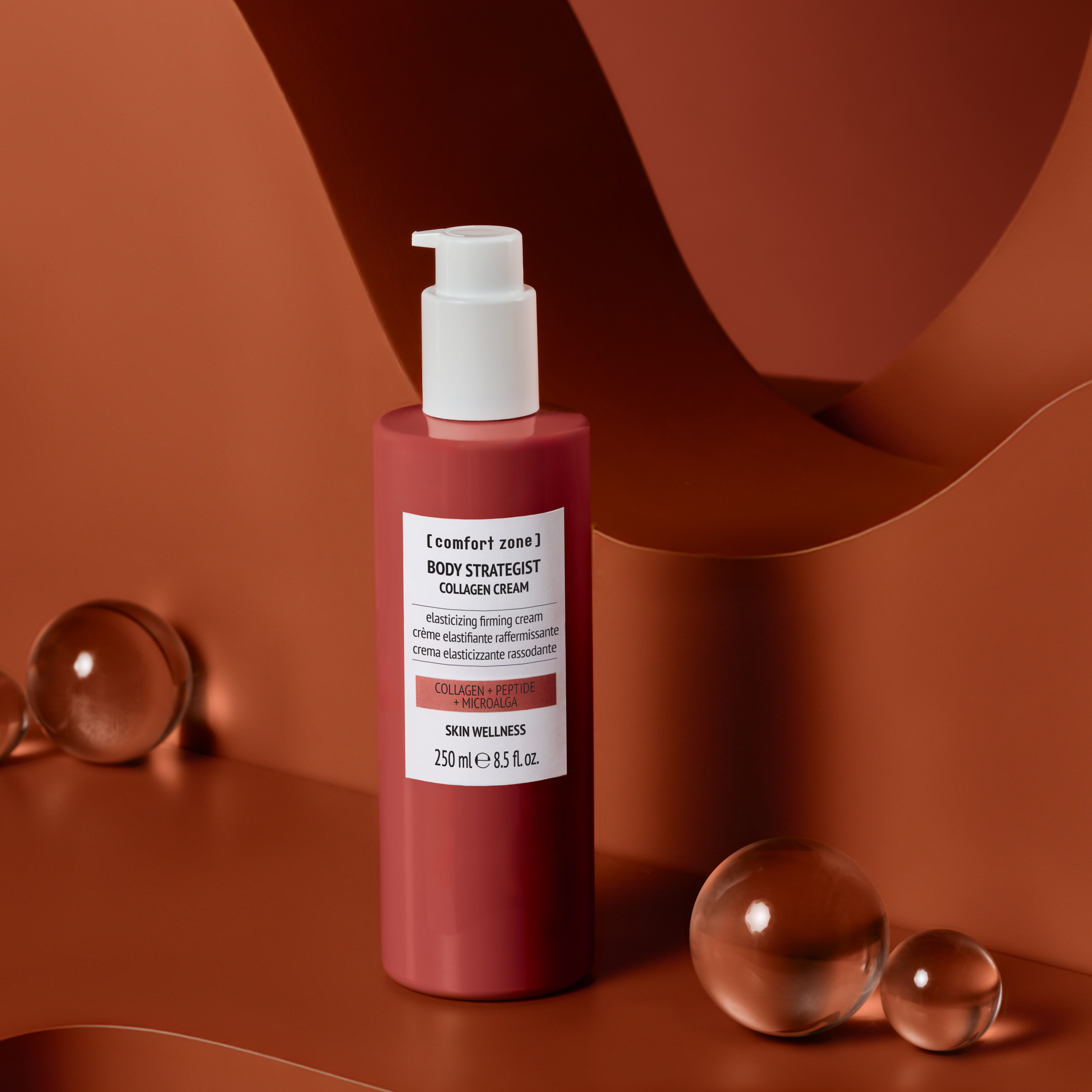 Reklama produktu: Nova Group prezentuje Body Strategist Collagen Cream od [comfort zone]. Wegańska formuła z kolagenem i peptydami poprawia gęstość skóry o 53%. Dostępny w prestiżowych gabinetach i SPA w całej Polsce.